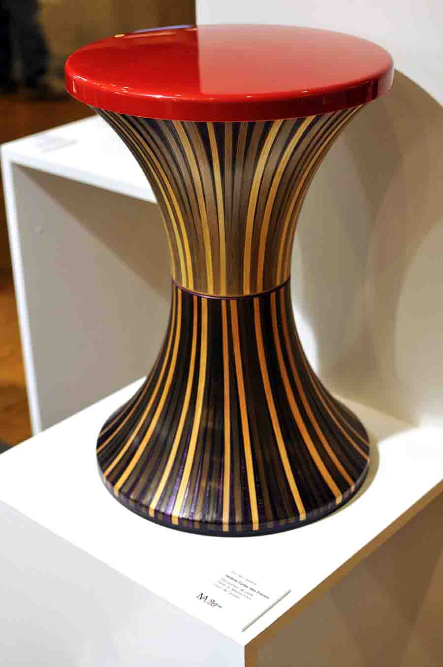 Tam-Tam stool and straw marquetry