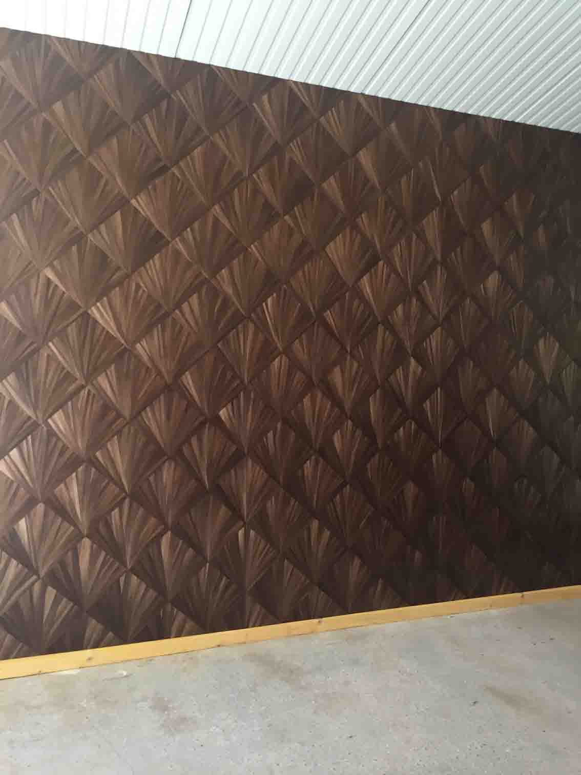 Wall of straw marquetry, fan pattern, for Irina Bokova